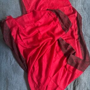 Elegant Red and Black Lightweight Scarf